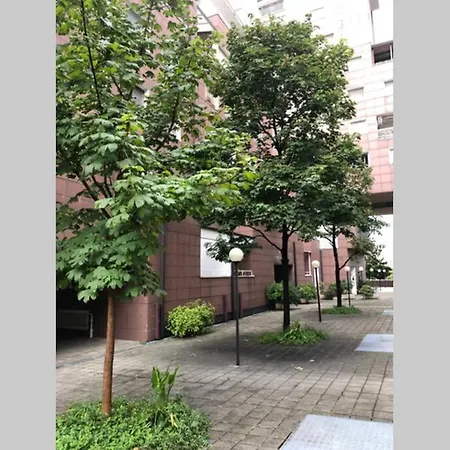 In - Bicocca Near 아파트